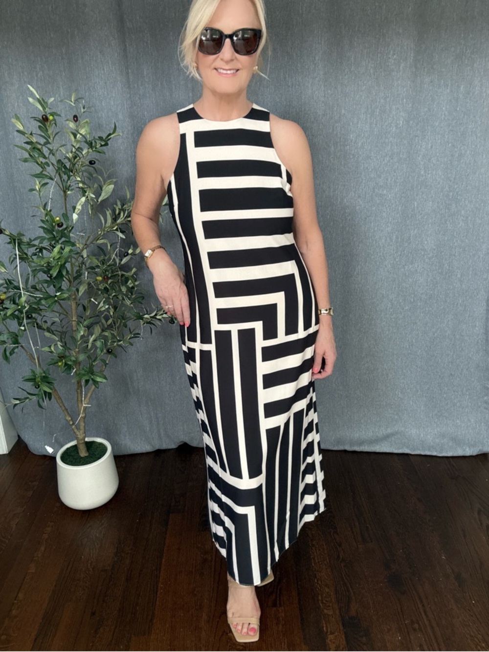 Black & Cream Donna Morgan Size 10 Geometric Maxi Dress - Women
